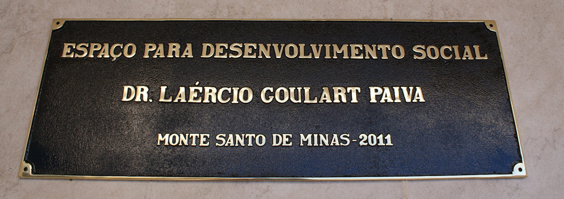 Placa de Bronze Fundido